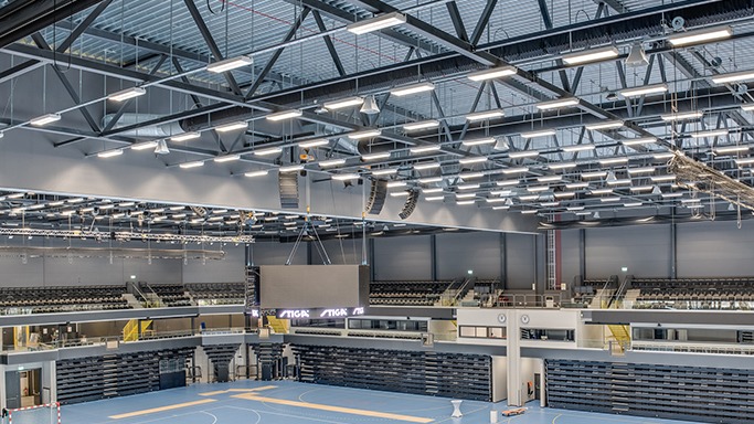 扑克和运气游戏的区别（扑克与运气型游戏的不同之处）